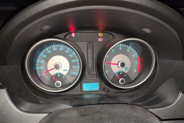 Used Buick Excelle 2011 1.6 LX-MT Instrument Cluster