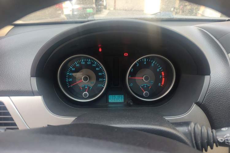 Used Buick Excelle 2011 1.6 LX-MT Instrument Cluster