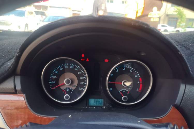 Used Buick Excelle 2011 1.6 LE-AT Instrument Cluster