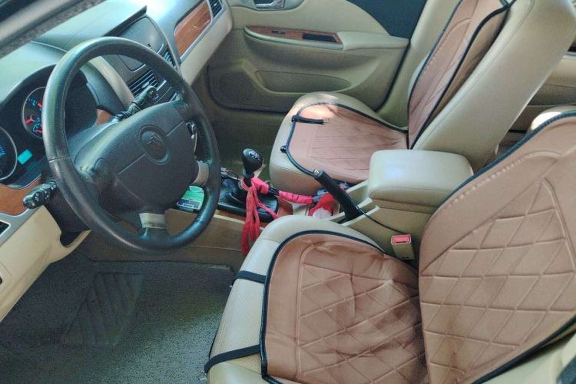 Used Buick Excelle 2011 1.6 LE-MT Left Front Seat