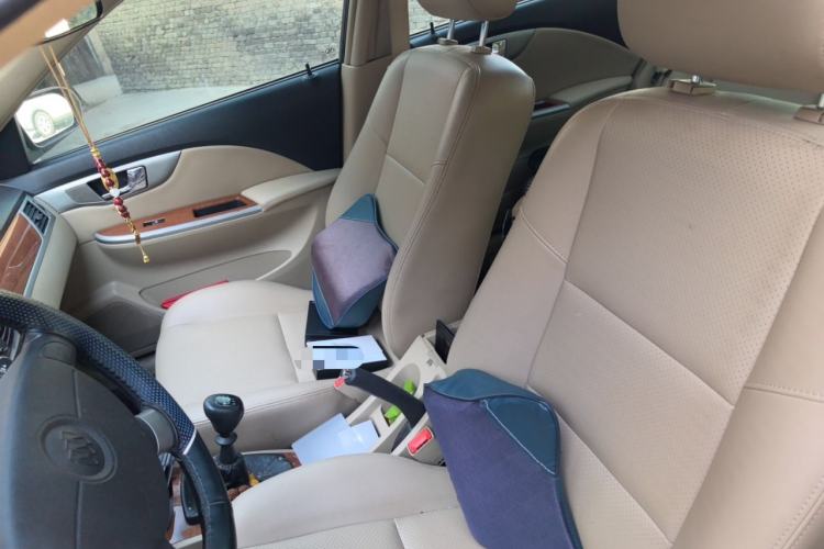 Used Buick Excelle 2011 1.6 LE-MT Left Front Seat