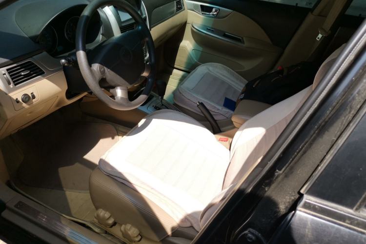 Used Buick Excelle 2011 1.6LX-AT Left Front Seat