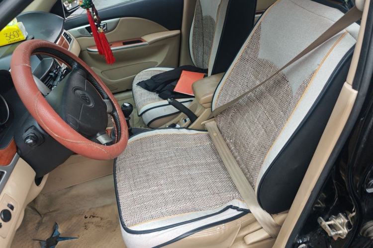 Used Buick Excelle 2011 1.6 LE-MT Left Front Seat