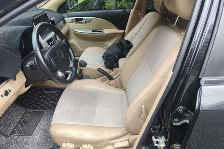 Used Buick Excelle 2011 1.6 LX-MT Left Front Seat