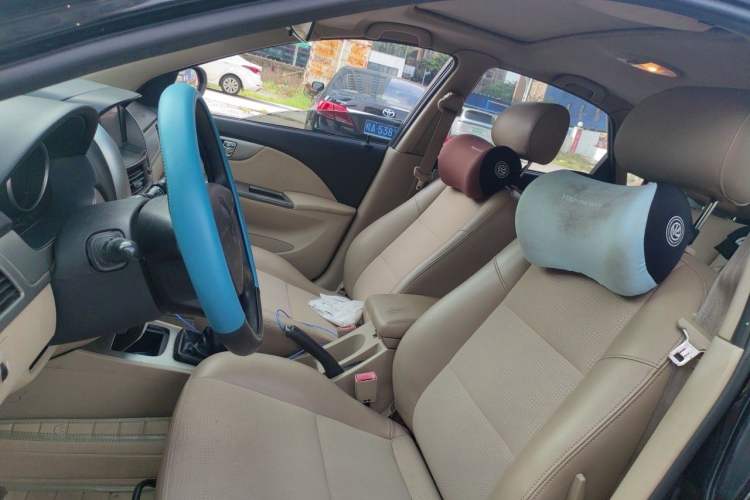 Used Buick Excelle 2011 1.6 LX-MT Left Front Seat