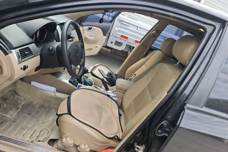 Used Buick Excelle 2011 1.6 LX-MT Left Front Seat