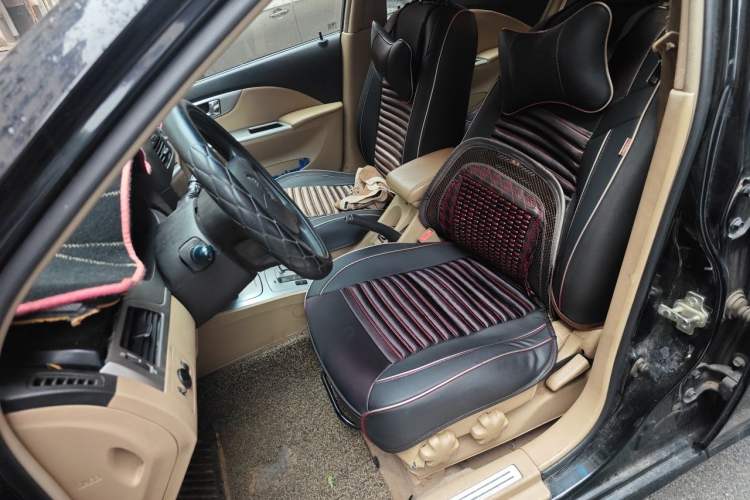Used Buick Excelle 2011 1.6LX-AT Left Front Seat