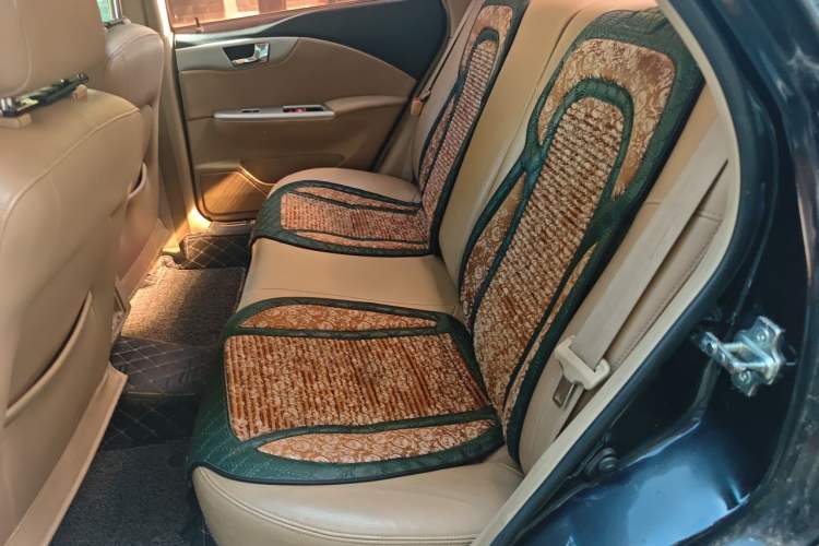 Used Buick Excelle 2011 1.6LX-AT Left Rear Seat