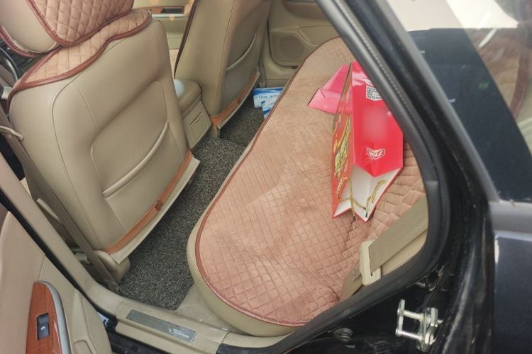 Used Buick Excelle 2011 1.6 LE-MT Left Rear Seat