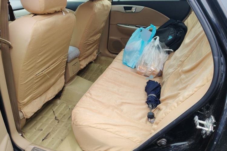 Used Buick Excelle 2011 1.6LX-AT Left Rear Seat