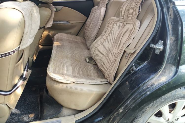 Used Buick Excelle 2011 1.6 LE-AT Left Rear Seat