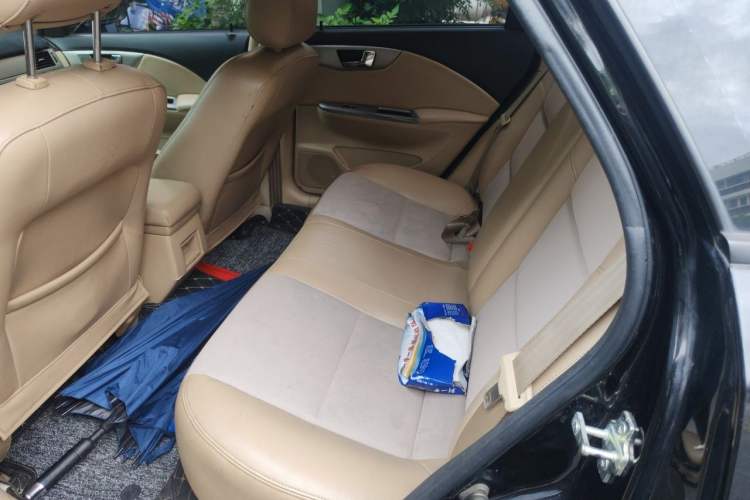 Used Buick Excelle 2011 1.6 LX-MT Left Rear Seat