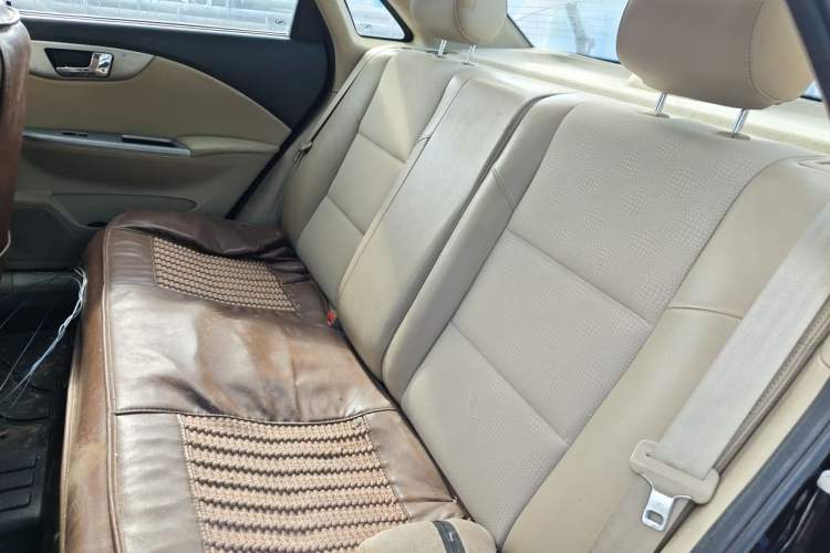 Used Buick Excelle 2011 1.6 LX-MT Left Rear Seat