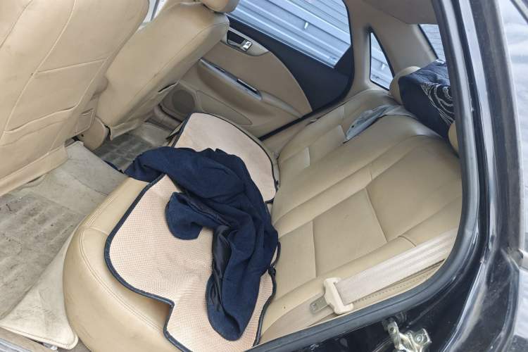 Used Buick Excelle 2011 1.6 LX-MT Left Rear Seat