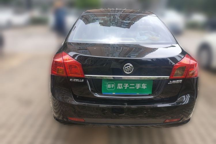Used Buick Excelle 2011 1.6 LE-MT Rear