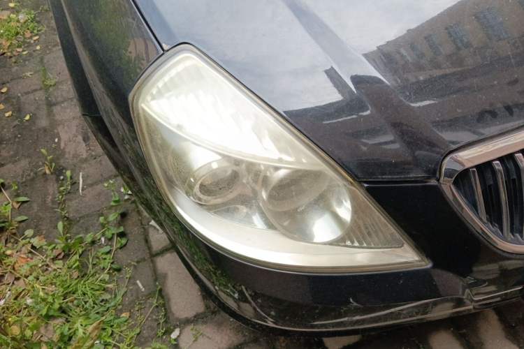 Used Buick Excelle 2011 1.6 LX-MT Right Front Headlight