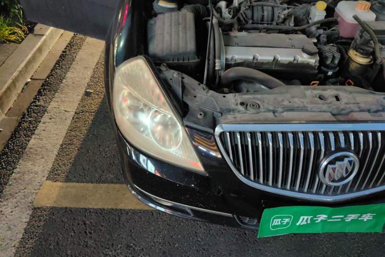 Used Buick Excelle 2011 1.6LX-AT Right Front Headlight