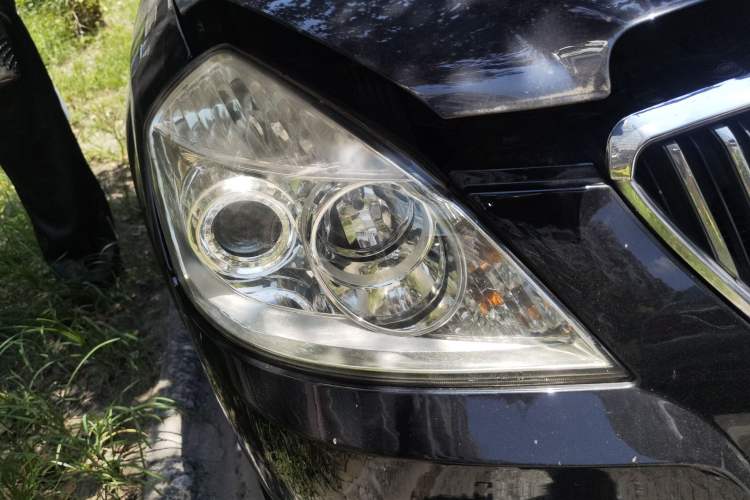 Used Buick Excelle 2011 1.6 LX-MT Right Front Headlight