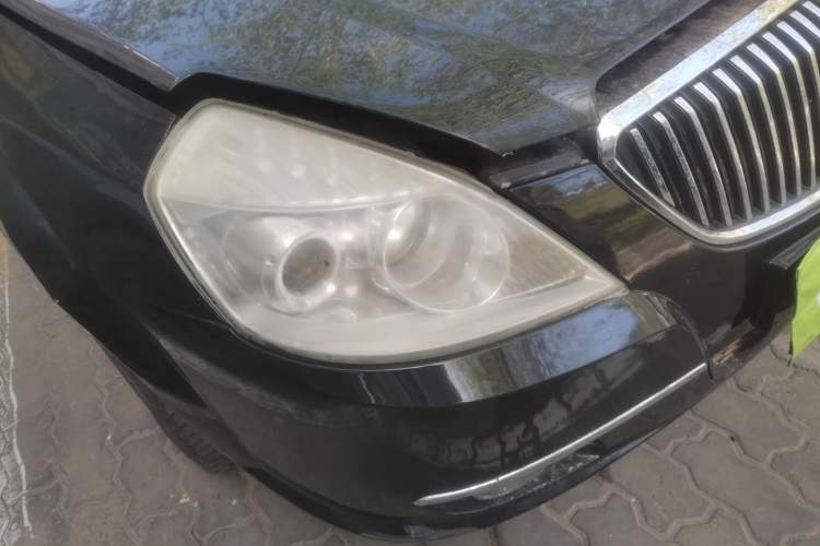 Used Buick Excelle 2011 1.6 LE-AT Right Front Headlight