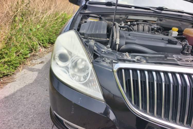 Used Buick Excelle 2011 1.6 LE-MT Right Front Headlight