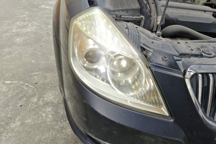 Used Buick Excelle 2011 1.6LX-AT Right Front Headlight
