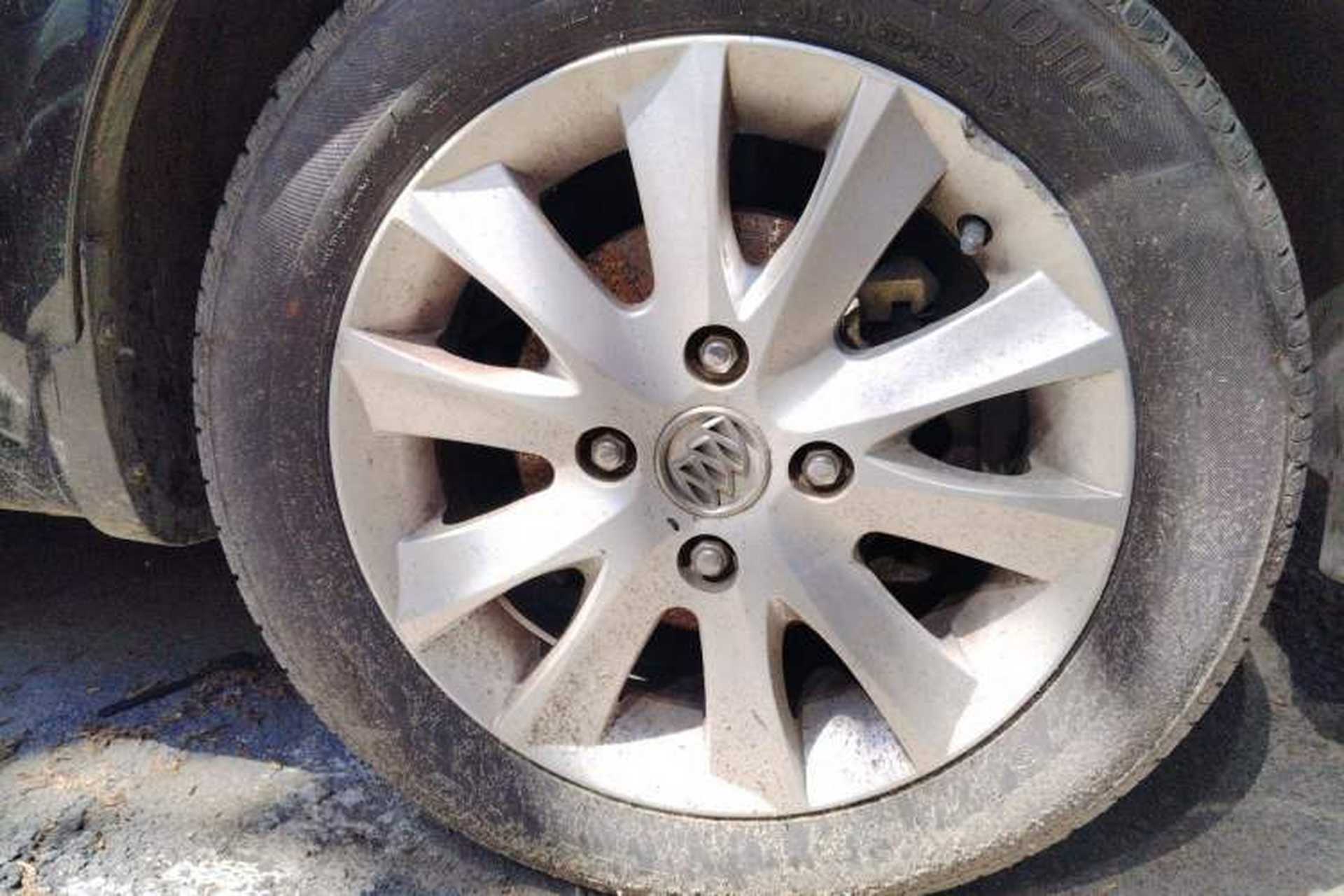 Used Buick Excelle 2011 1.6 LE-MT Right Front Wheel Hub
