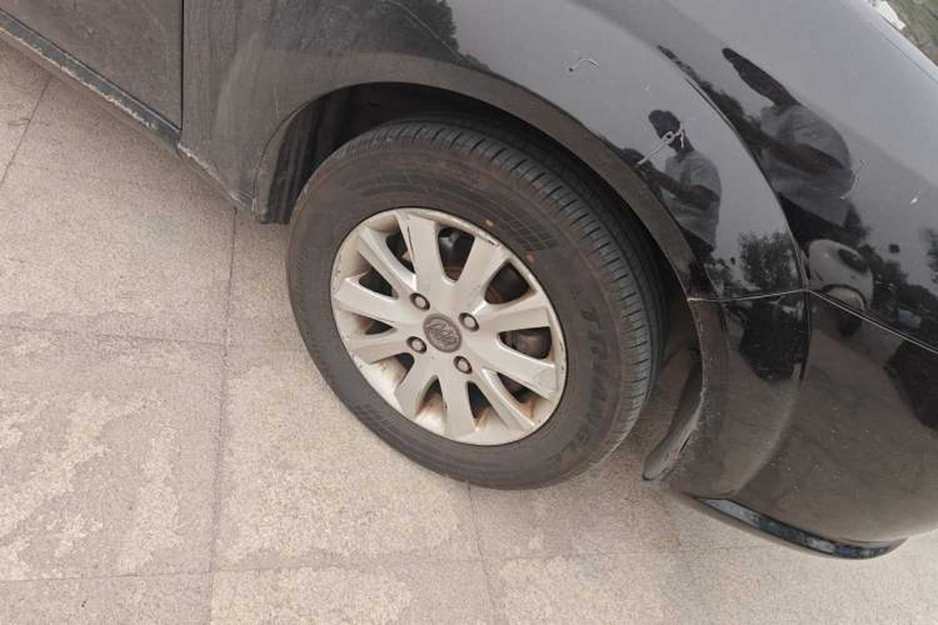 Used Buick Excelle 2011 1.6 LX-MT Right Front Wheel Hub