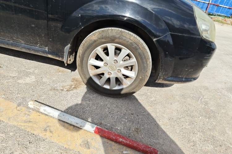 Used Buick Excelle 2011 1.6 LX-MT Right Front Wheel Hub