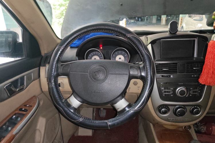 Used Buick Excelle 2011 1.6 LE-MT Steering Wheel