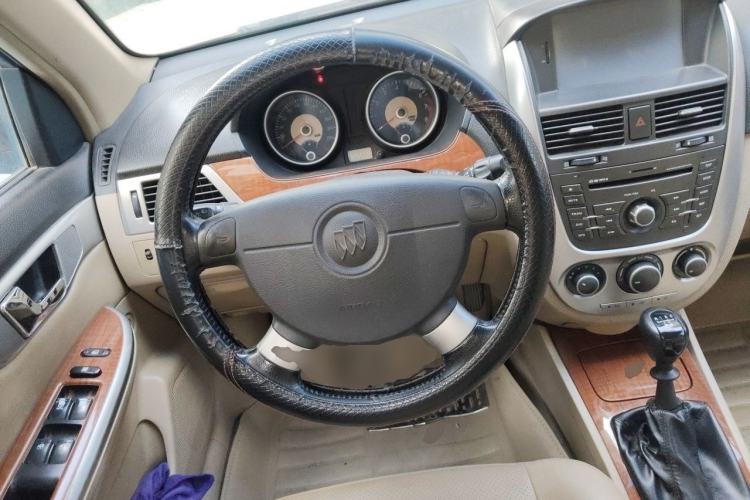 Used Buick Excelle 2011 1.6 LE-MT Steering Wheel