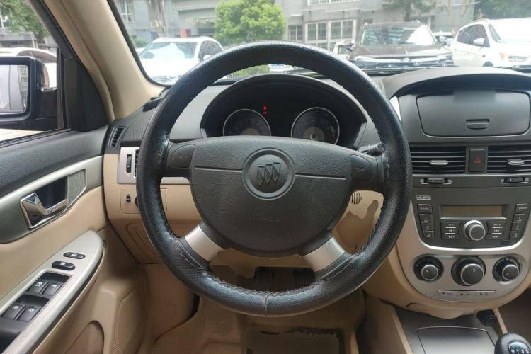 Used Buick Excelle 2011 1.6 LE-MT Steering Wheel