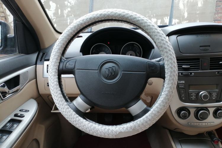 Used Buick Excelle 2011 1.6 LX-MT Steering Wheel