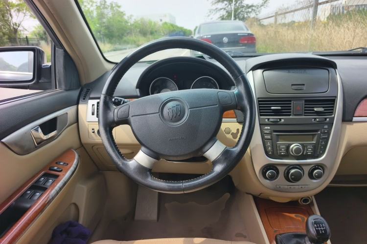 Used Buick Excelle 2011 1.6 LE-MT Steering Wheel
