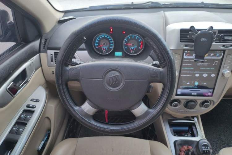 Used Buick Excelle 2011 1.6 LX-MT Steering Wheel
