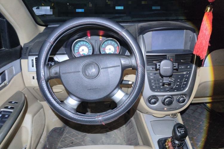 Used Buick Excelle 2011 1.6 LX-MT Steering Wheel