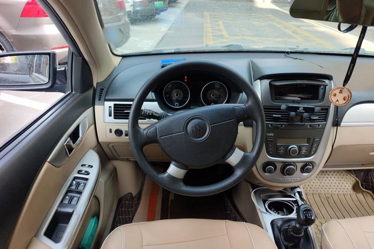 Used Buick Excelle 2011 1.6 LX-MT Steering Wheel
