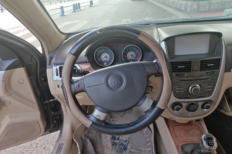 Used Buick Excelle 2011 1.6 LE-MT Steering Wheel