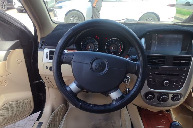 Used Buick Excelle 2011 1.6 LE-AT Steering Wheel