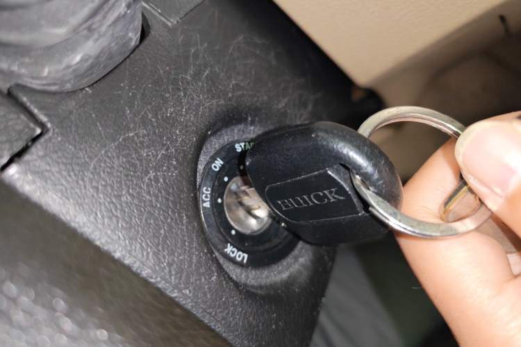 Used Buick Excelle 2011 1.6LX-AT Vehicle Key