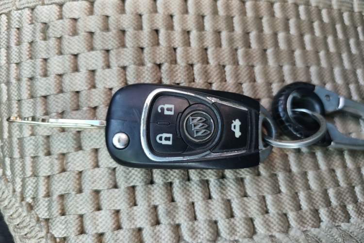 Used Buick Excelle 2011 1.6 LE-AT Vehicle Key