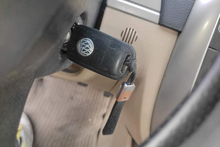 Used Buick Excelle 2011 1.6 LX-MT Vehicle Key