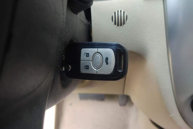 Used Buick Excelle 2011 1.6 LE-AT Vehicle Key