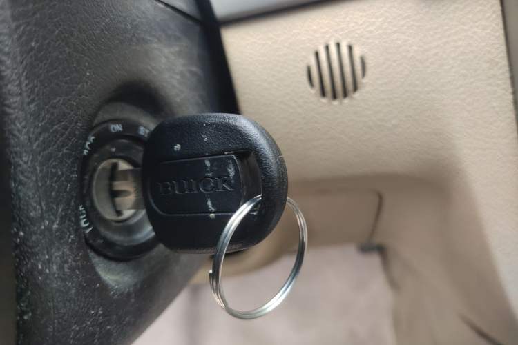 Used Buick Excelle 2011 1.6 LE-MT Vehicle Key