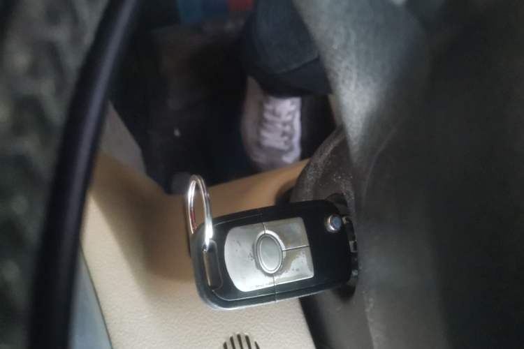 Used Buick Excelle 2011 1.6 LE-AT Vehicle Key