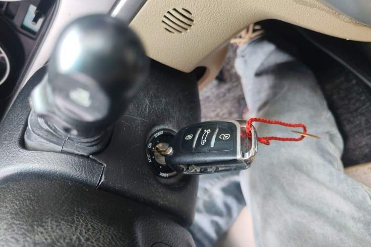 Used Buick Excelle 2011 1.6 LX-MT Vehicle Key