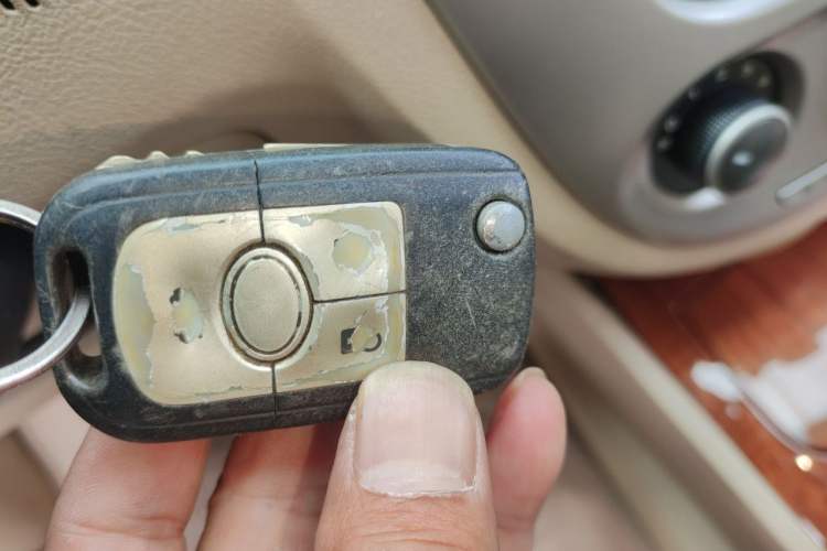 Used Buick Excelle 2011 1.6 LX-MT Vehicle Key