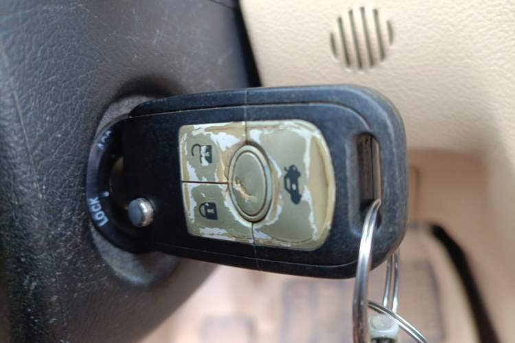 Used Buick Excelle 2011 1.6LX-AT Vehicle Key
