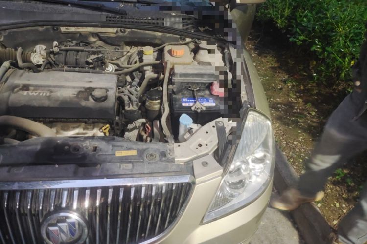 Used Buick Excelle 2011 1.6LX-AT Engine Bay Left