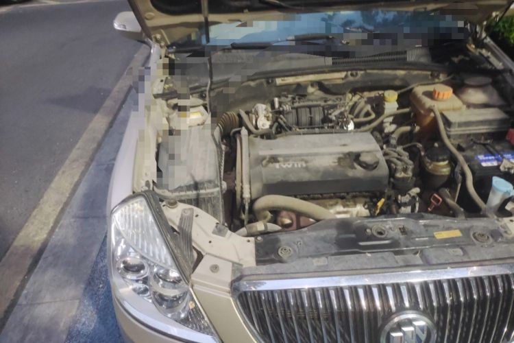 Used Buick Excelle 2011 1.6LX-AT Engine Bay Right