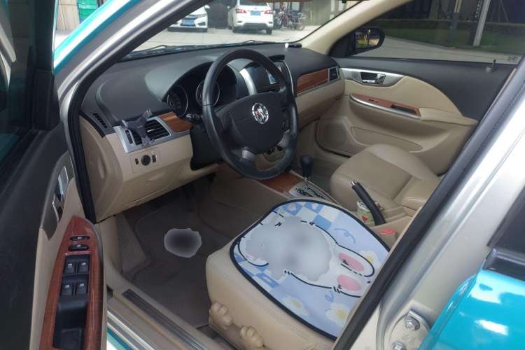 Used Buick Excelle 2011 1.6 LE-AT Interior 1